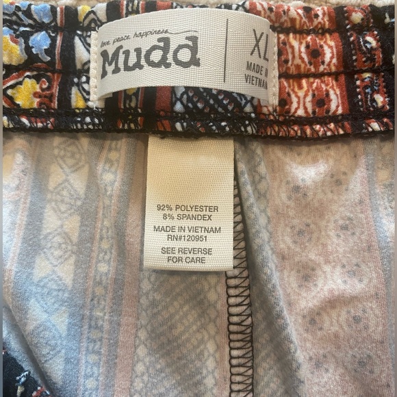 Mudd Boho Short - Picture 4 of 4